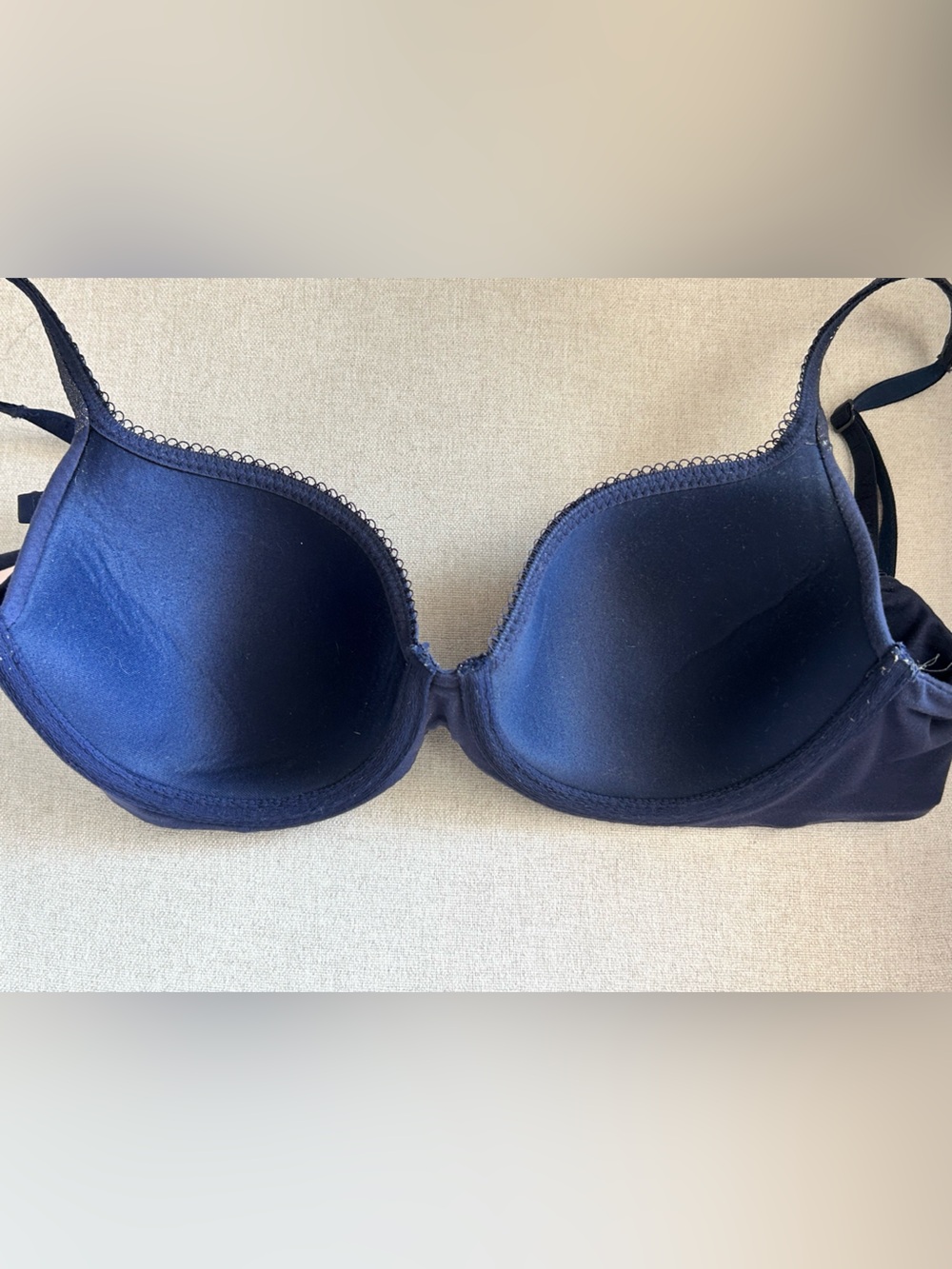 VS adjustable strap lined Demi bra sz 32D - Picture 7 of 9